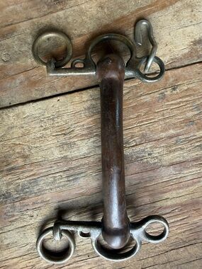 5” brown rubber mullen pelham